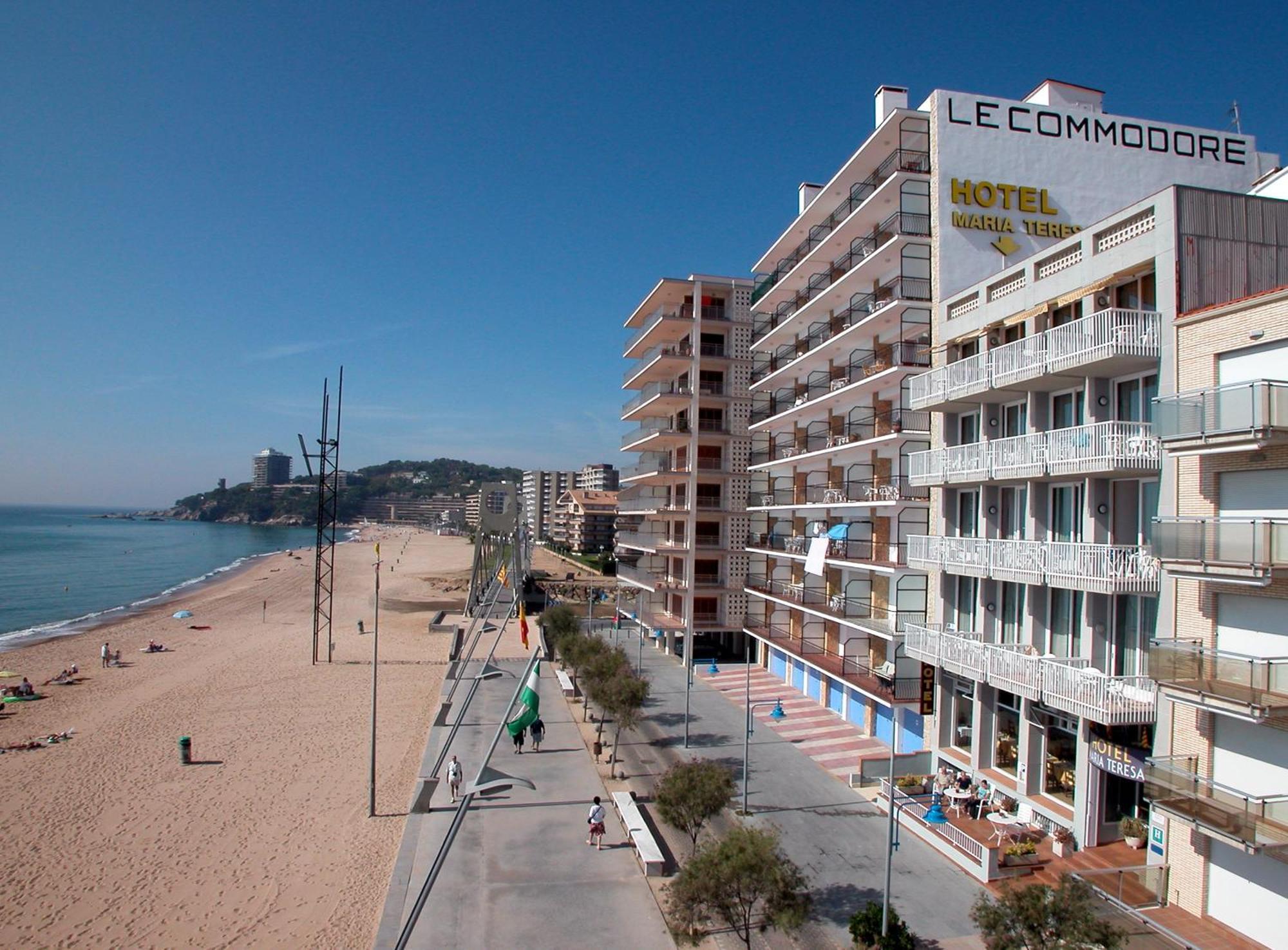 Hotel Maria Teresa Calonge  Bagian luar foto