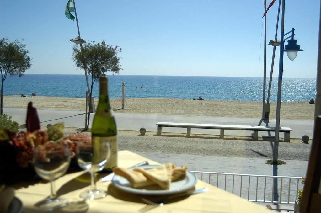 Hotel Maria Teresa Calonge  Bagian luar foto