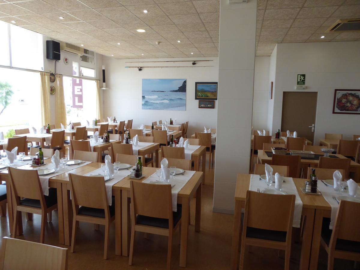 Hotel Maria Teresa Calonge  Bagian luar foto